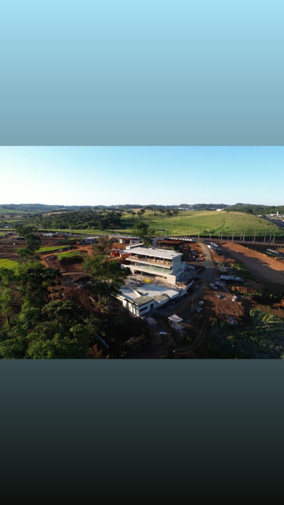 97A0440B-DEF9-4AE0-B40D-83AFB53F5E49