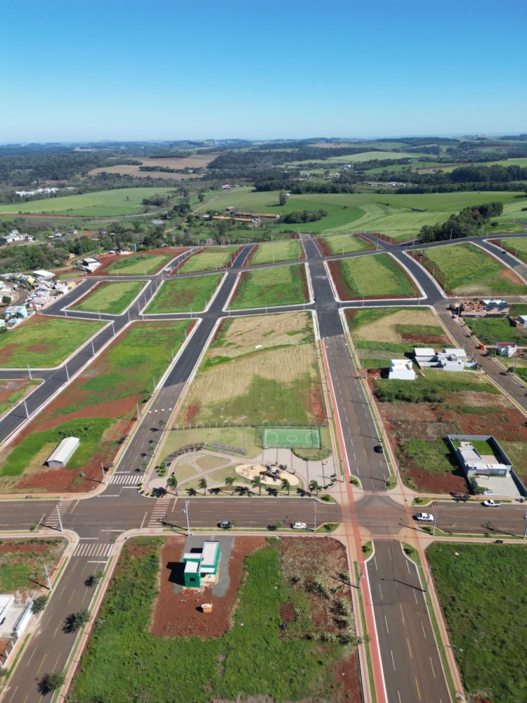 dji_fly_20230916_034500_720_1694874225015_photo